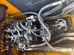 מחפר זחלי מקורי קוריאני 15 טון יונדאי 150-9s מחפר זחלי יונדאי 150-9S - Product Image 5