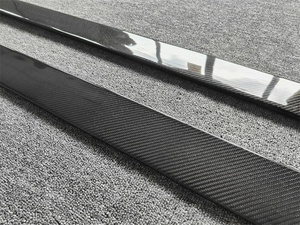 Minigonne laterali in fibra di carbonio, splitter laterali, pannello sottoporta, kit carrozzeria piccolo, modifica esterna per prestazioni per Porsche 718 981 Cayman Boxster - Product Image 2