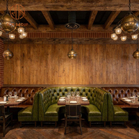 Ensemble de chaises en cuir vert vintage et table en bois Ron Group Industrial pour hôtel, restaurant, restaurants de steaks