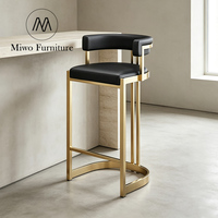 Chaises de bar de luxe en cuir pour îlot de cuisine, tabourets de comptoir pivotants en acier inoxydable doré, chaises de salle à manger modernes