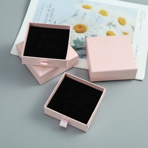 بيع بالجملة كيس حلقي فاخر من الألياف الدقيقة وصديقي فاتح وردي فاتح ساحر - Product Image 4