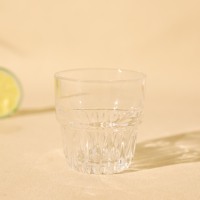 Verre à shot de whisky de style classique transparent de 172 ml, de haute qualité, en gros, pour les fêtes, pour boire du whisky ou de la vodka