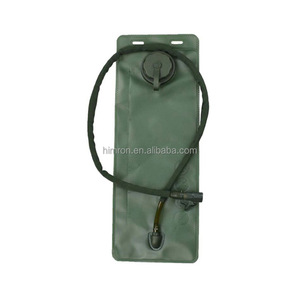 Sac à dos d'hydratation tactique 3L, poche à eau étanche avec tube isolé pour la course à pied, sac d'hydratation sans BPA pour hommes - Product Image 5