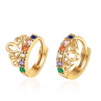 Vente en gros Bijoux mixtes pour femmes Boucles d'oreilles créoles Moisanit Huggie plaquées or 18 ct de Dubaï