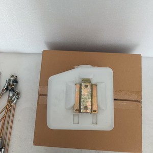 Hyundai <b>Sprayer</b> Can 215-7-9Vs Plastic Universal For Construction Machinery Excavator Parts - Product Image 3