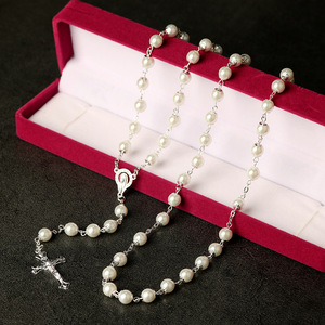 Collier Chapelet Catholique Religieux avec Perles en Verre Imitation Perle 8mm et Crucifix, Bijou <span class=keywords><strong>de</strong></span> <span class=keywords><strong>Prière</strong></span>, Cadeau - Product Image 2