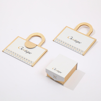 Boîte cadeau en carton rigide de luxe avec logo en feuille d'or personnalisée, boîte en papier blanc pour carte de vœux, carte-cadeau, vente en gros