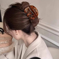 Pinces à cheveux en forme de M minimalistes Yuxi Wholesale PC 7,8 cm, pinces à cheveux citrouille pour femmes, pour chignon, queue de cheval, usage quotidien