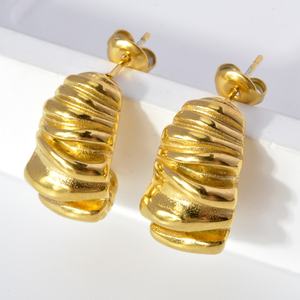 Pendientes de Acero Inoxidable Antideslustre, Chapados en Oro, Modernos y Unisex - Product Image 2