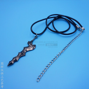 Collier pendentif en alliage de zinc, modèle d'arme géométrique pour cosplay, jeux, films, animations, chaîne extensible de 10 cm, couleur personnalisée - Product Image 1