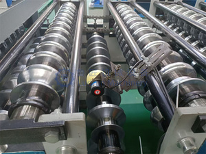 Ligne de production de tôles trapézoïdales de haute précision 686, machine de formage à froid automatique pour toitures métalliques - Product Image 5