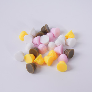 Accessoires de jouets en forme de tête de crème glacée miniatures et réalistes de 1,1 cm, matériel de décoration en argile beurrée fait main pour le bricolage - Product Image 5
