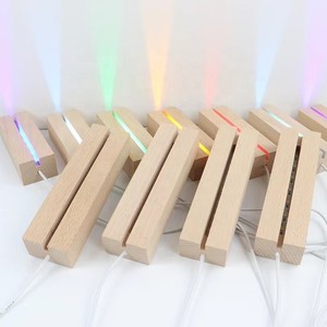 Lámpara Nocturna LED RGB 3D Acrílica con Base de Madera Real USB, Regulable, para Decoración Estética de Habitaciones - Product Image 1