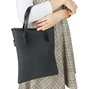 Özel Logo saf siyah kadın çantası düz imitasyon bayan Mini el çantaları deri saplı