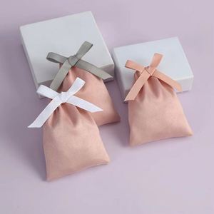 Wholesale Eco-Friendly Durable Personal Drawstring for Velvet Pouches for Necklace Jewelry Accessories Small Gift Bag - Product Image 5