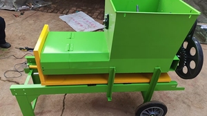 Cuadrilladora Hidráulica Longmiao para Alimentación y Pastoreo de Ganado, Maquinaria Agrícola Multifuncional Fácil de Operar - Product Image 4