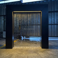 Fontaine d'eau rectangulaire de luxe pour l'extérieur, en acier inoxydable, faite à la main, résistante aux intempéries, design architectural