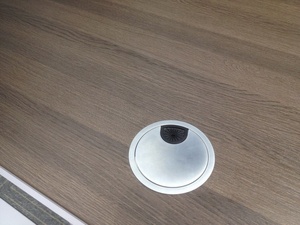 Escritorio de ordenador tamaño pequeño color oscuro al por mayor 1400 diseño modular moderno y duradero para mesa de oficina del personal - Product Image 5