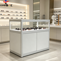 Présentoir à bijoux personnalisable en profilés d'aluminium, vitrine en verre pour exposition commerciale