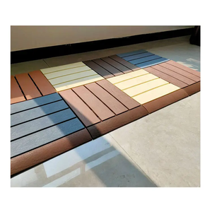 Impermeable Fácil instalación 300*300mm Antideslizante DIY Azulejos de cubierta para balcón Azulejos de plástico resistentes al desgaste Diseño gráfico - Product Image 5