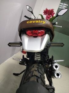 ไฟเลี้ยว LED สำหรับมอเตอร์ไซค์ พร้อมรีเลย์ในตัว รูปทรงลูกศรสีแดง ใช้เป็นไฟเบรกได้ - Product Image 6