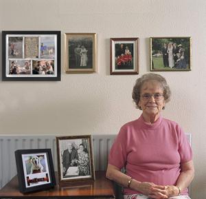 Marco Conmemorativo para Mascotas con Múltiples Fotos y Poema de Condolencias, 6 Ranuras para Fotos, Regalo de Homenaje para Perros y Gatos - Product Image 6