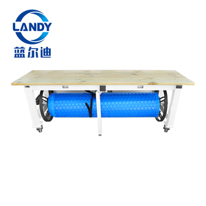 Enrouleur de couverture de piscine en aluminium Z001 Landy avec siège, couleur bois d'origine, durable et facile à installer, dernier design pour les couvertures solaires à bulles - Product Image 3