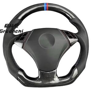 Volante de Fibra de Carbono Estilo F1 para BMW Serie 5 E60 (2004-2009), Base Plana - Product Image 2