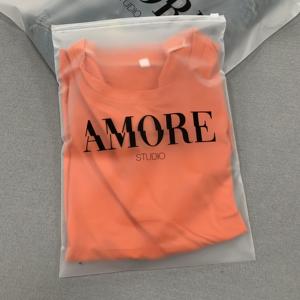 環境にやさしいつや消しマットジップロックジッパープラスチックジップパッキングバッグ<span class=keywords><strong>EVA</strong></span>/CPE衣類包装ジッパーバッグ - Product Image 3