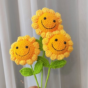 Girasoles de Ganchillo Hechos a Mano, Flores Tejidas, Ramo de Flores de Punto, Regalos para Navidad y San Valentín, Flor de Ganchillo - Product Image 4