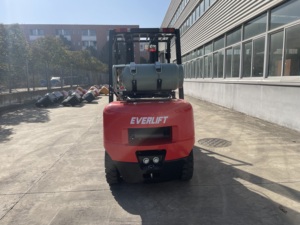 Chariot élévateur diesel Everlift Nouveau 2 tonnes 2.5 tonnes 3.0 tonnes avec moteur japonais Nissan ISUZU Mitsubishi Moteur chinois - Product Image 3