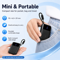 Batterie externe rechargeable 10000mAh avec cellules 21700, chargeur portable 22.5W avec câble intégré pour les voyages et les situations d'urgence