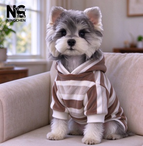 Ropa Popular para Perros de Tienda Física: Conjuntos a Juego de Forro Polar <span class=keywords><strong>Coral</strong></span> a Rayas para Dueño y Mascota, Venta al por Mayor Directa de Fábrica - Product Image 1