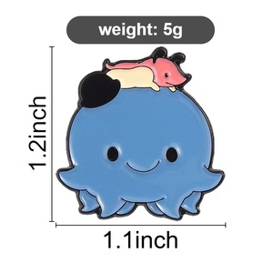 Broches fantaisie en émail motif monstre bleu, épingles de dessin animé mignonnes, accessoires en métal en forme de souris et de pieuvre, badges de vente en gros - Product Image 4