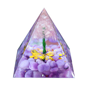 ของตกแต่งโต๊ะทำงานรูปพีระมิดคริสตัลชิปเรซิ่นอีพ็อกซี่  แจกันตั้งโต๊ะ  สีม่วงหยก โรสควอตซ์ ของขวัญวันเกิด - Product Image 5