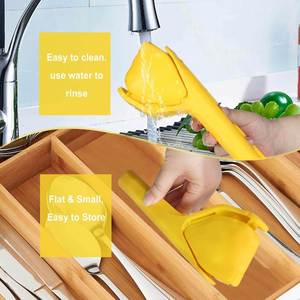 Effortless Manual Flat Juicer <b>Squeezer</b> Hand Citrus Press Folds Design for Saving Space Easy to Make <b>Juice</b> From Fruits - Product Image 4