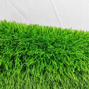 KDK Tapis en rouleau de gazon vert pour extérieur Support personnalisé gazon artificiel de couleur pour la décoration pelouse bon marché pour chien chat - Product Image 4