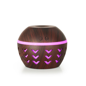 Mini humidificateur YX-001V, grain de bois foncé, alimenté par USB, minuterie de 2 à 8 heures, purificateur d'air domestique avec veilleuse colorée - Product Image 1
