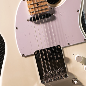 กีตาร์ไฟฟ้า 6 สาย รุ่น Hot Sale PEOZ ตัวบอดี้ทำจากไม้บาสวูด คอทำจากไม้เมเปิล ฟิงเกอร์บอร์ดทำจากไม้โรสวูด - Product Image 4