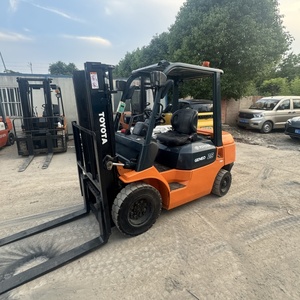 Japan Originele Toyota 7fd25 3Mast Met Zijschuif 2,5 Ton Gebruikte Tweedehands Diesel Heftruck Met Lage Uren Instock - Product Image 2