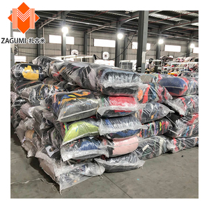 Roupas de Marca Usadas Zagumi, Venda por Atacado, Estoque de Roupas de Segunda Mão para Guatemala - Product Image 1