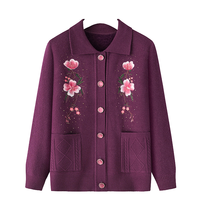 Automne Vintage broderie florale Cardigan hiver épaissi pull rembourré pour les femmes âgées d'âge moyen grands-mères tricot par maman