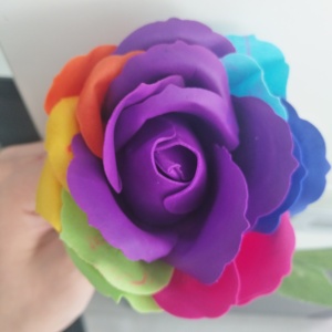 L flores artificiales de rosas arcoíris para regalo - Product Image 3