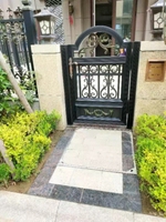 Puerta de entrada de aluminio salteado a prueba de agua, con acabado de alta calidad, moderna, sin costuras, para propiedades costeras, villas y hoteles.