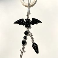Breloque de sac tendance et mignonne, style gothique, avec ours, ailes laser, cœur et croix, très populaire en Europe et en Amérique
