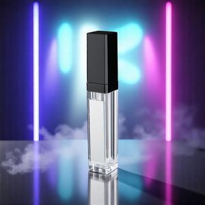 Tubos de brillo de labios púrpura Etiqueta Privada - Product Image 2