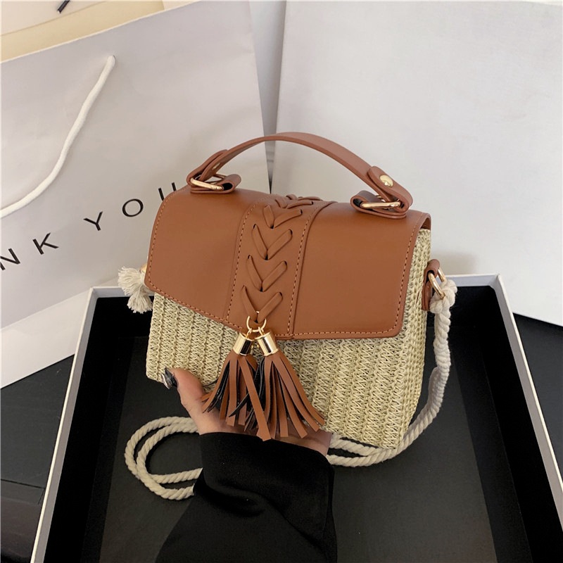 ☆韓国の人気☆【OSTKAKA】☆ZOEY RATTAN TAMBURINE BA.G☆ KHANDAN Straw Bag for Women - Cute Straw Crossbody Woven Bag