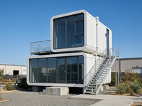 Cabane Apple préfabriquée moderne, maisonnette de luxe pour hôtel éco-responsable avec verrière panoramique et design intelligent
