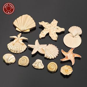 Boutons en métal de la marque Button Factory, formes irrégulières personnalisées, logo gravé, boutons décoratifs pour accessoires vestimentaires - Product Image 2