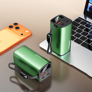Mini batterie externe <span class=keywords><strong>en</strong></span> alliage d'aluminium de qualité supérieure 20000mAh 22.5W Charge rapide TYPE-C 20W Affichage numérique Câble Chargeur portable pour appareils intelligents - Product Image 3